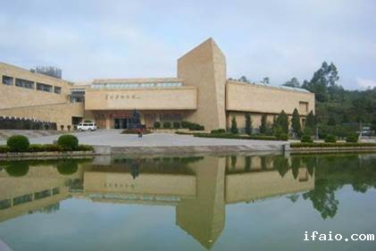 说明: https://timgsa.baidu.com/timg?image&quality=80&size=b9999_10000&sec=1565772587545&di=9b5280f26eaae9fda16419133d776a36&imgtype=0&src=http%3A%2F%2Fphotocdn.sohu.com%2F20091211%2FImg268881026.jpg